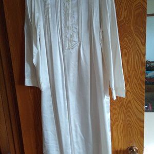 Nightdress- white or pink